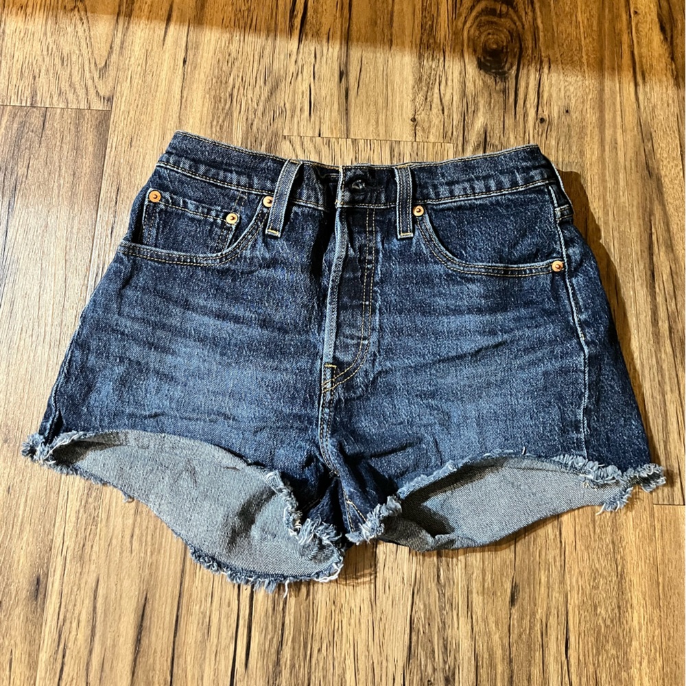 Levi 501 Jean shorts